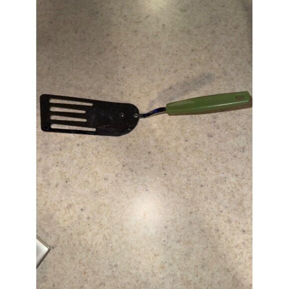 Avocado Green Foley Spatula 1960s Vintage Grandmothers -Mid-Century Spatula - Picture 1 of 14